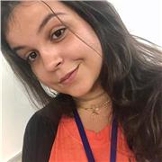 Professora particular de inglês com experiências em aulas para crianças e adolescentes